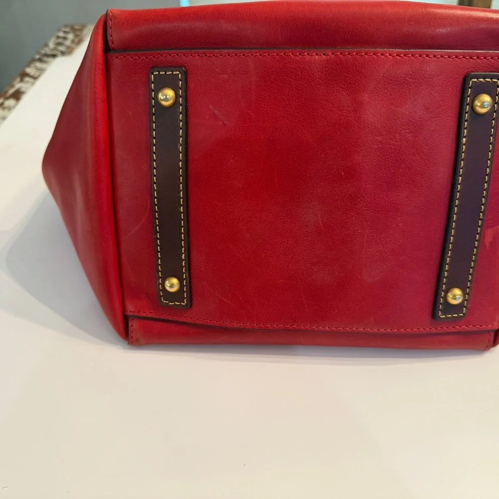 Dooney & Bourke Florentine Leather East-West Shopper Tote - Picture 5 of 7